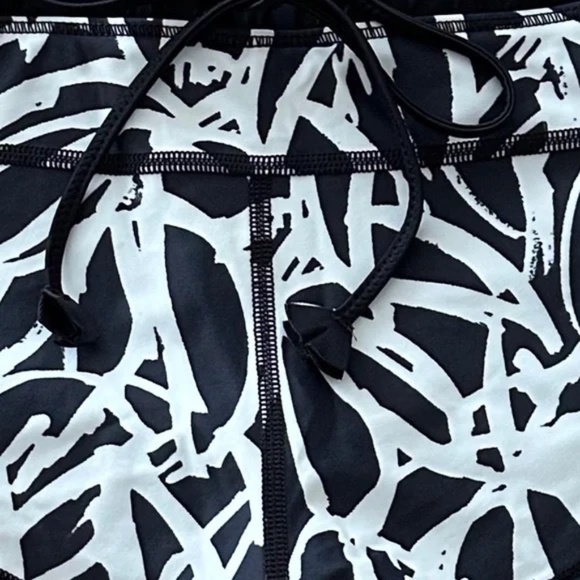 Lululemon Suns Out Bikini - Picture 3 of 4